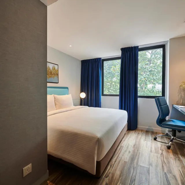 Plus, Superior, King Bed، J-Hotel By Dorsett 3/10