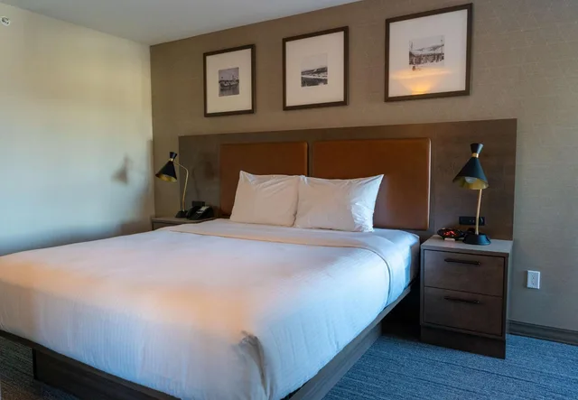 Suite, Queen Bed, Sofa, Best Western Gold Rush Inn 1/7