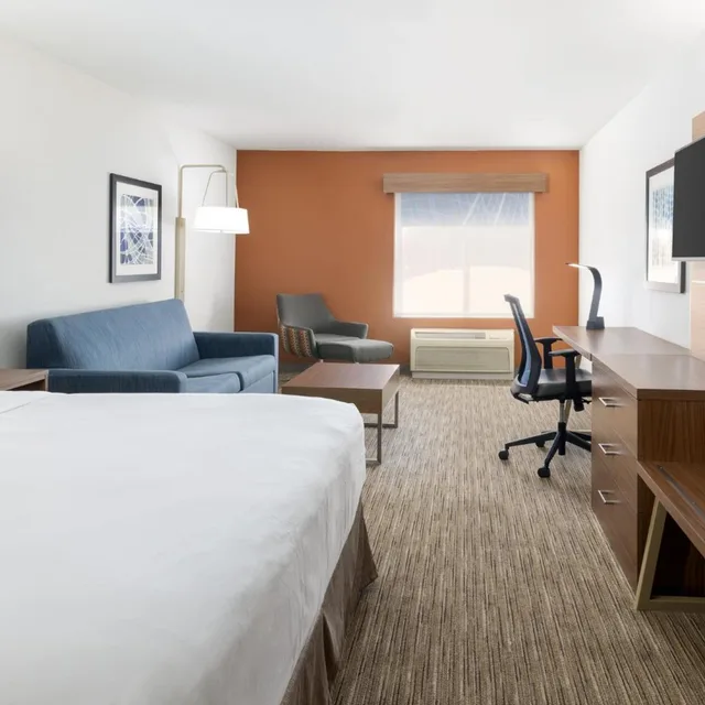 Suite, King Bed, Sofa, Accessible, Holiday Inn Express & Suites Las Vegas SW Spring Valley, an IHG Hotel 3/7