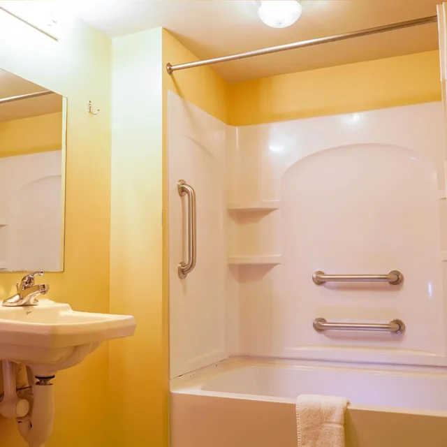 غرفة مفردة لذوي الإعاقة، Regal Inn Coffeyville KS US 169 7/7