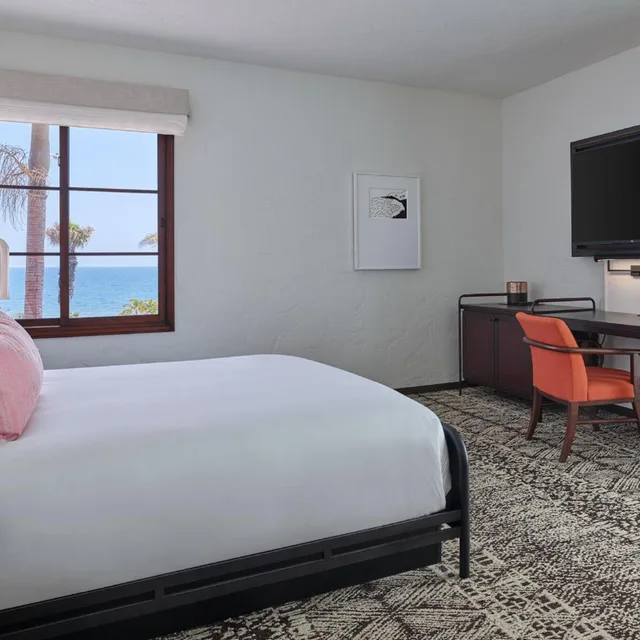 غرفة بريميوم بسرير كينج بإطلالة، Mar Monte Hotel In the Unbound Collection By Hyatt 1/4