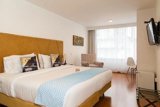 غرفة قياسية بسرير كينج، Pop Art Hotel Manizales Centro Historico 2/4
