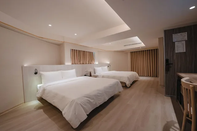 Classic, Quadruple, 2 King Beds, Jing Jing Holiday Hotel 3/7