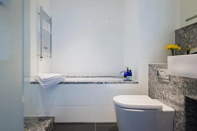2 Bedrooms, Luxury, Apartment, Lake Side, High Floor، Retallack Resort and Spa 2/2