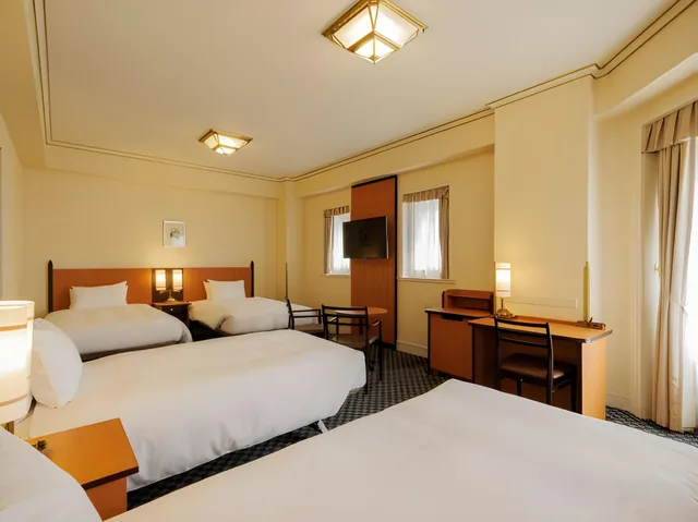 غرفة بريميير فاخرة ركنية بسريرين منفصلين، Hotel Monterey Sendai 1/1