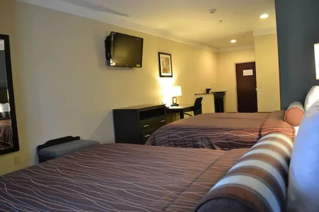 غرفة ديلوكس بسريرين كوين، Red River Inn And Suites 2/6