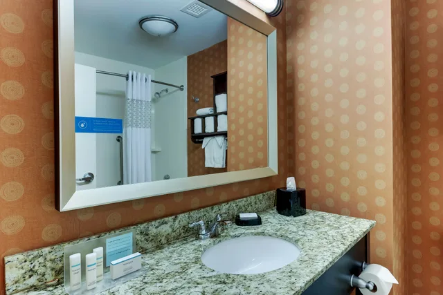 غرفة بسريرين كوين، Hampton Inn & Suites Hartsville 9/10