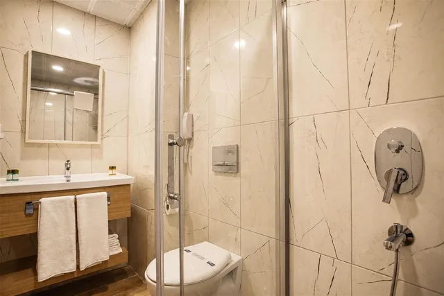 Deluxe, Triple, 1 Double and 1 Single Bed, Old Town Point Hotel & Spa Antalya 10/10