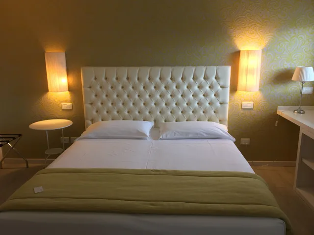 1 Bedroom, Standard, Double or Twin Bed, City View, Nuova Opera Rooms 4/10