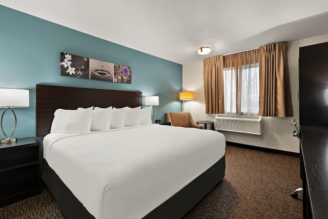 Standard, Queen Bed, Sleep Inn Kelso Longview 1/5