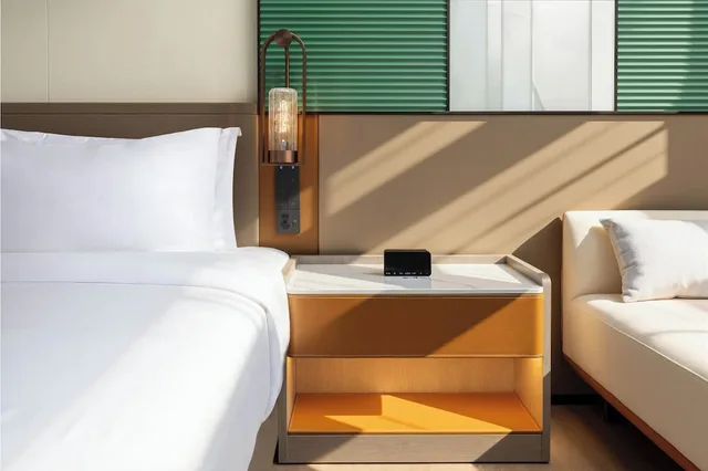 غرفة قياسية بسرير كينج، Holiday Inn Mile By Ihg 4/5