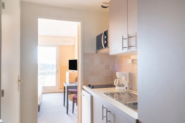 غرفة قياسية بسرير كوين بمطبخ صغير، Arcantis Parc Rive Gauche 5/7