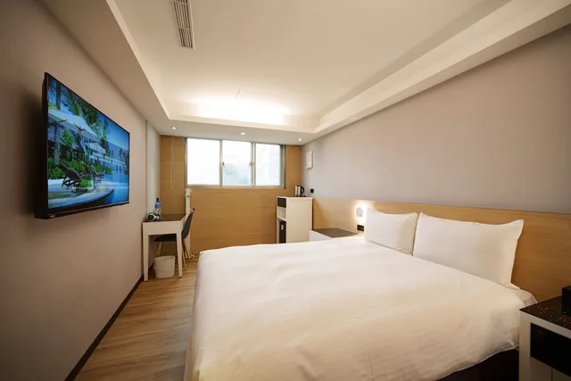 غرفة قياسية بسرير مزدوج، Hub Hotel Tucheng 2/6