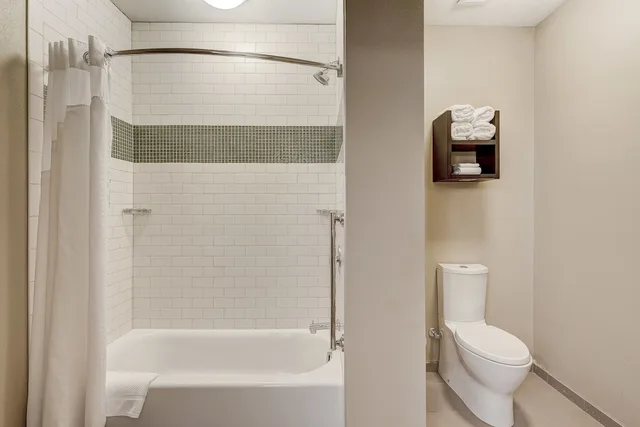 جناح بسريرين كينج بغرفتي نوم بمطبخ في الطابق الأرضي، Staybridge Suites BALTIMORE INNER HARBOR 5/8
