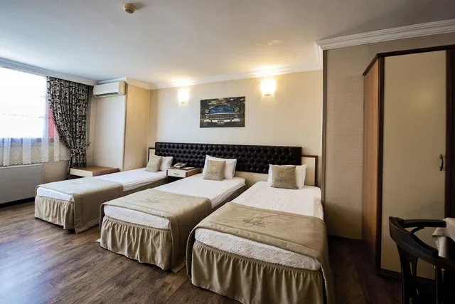 غرفة ثلاثية، Kozan City Hotel 3/6