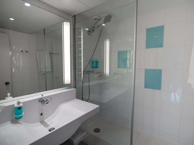 غرفة سوبيريور بسرير مزدوج، Novotel Poissy Orgeval 7/9