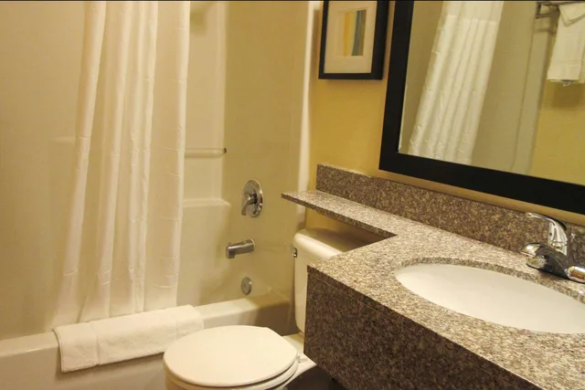 غرفة بسريرين كوين، Quality Inn and Suites near NAS Fallon 3/5