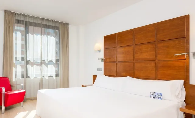 غرفة قياسية بسريرين منفصلين، Zentral Ave Zaragoza 2/6
