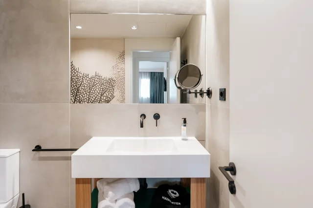 2 Bedrooms, Flat، 001 Higos Beach Boutique Hotel 3/4