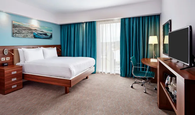 Room, Queen Bed, Accessible, Hampton By Hilton Bournemouth 6/10