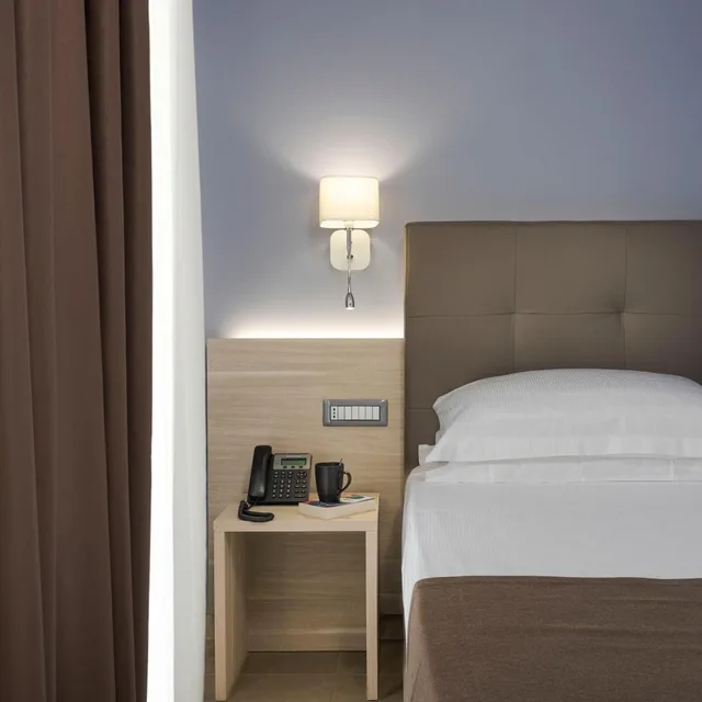 غرفة مفردة، Netum Hotel 6/22