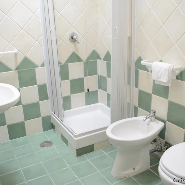 غرفة رباعية، Hotel La Ginestra 4/6