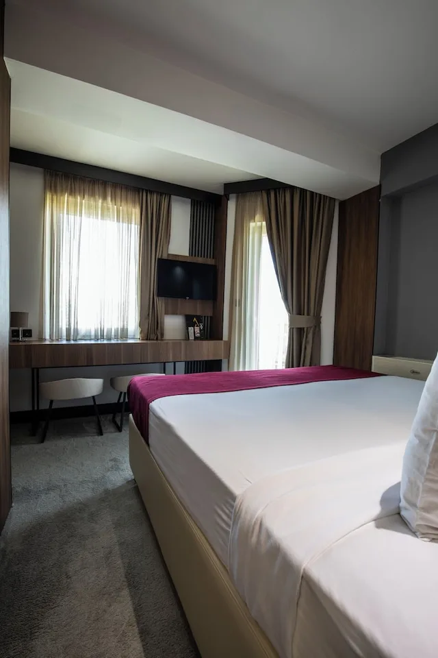 غرفة كلاسيكية بسرير كوين بإطلالة على المدينة بشرفة، VIEW INN BOUTIQUE HOTEL 1/10