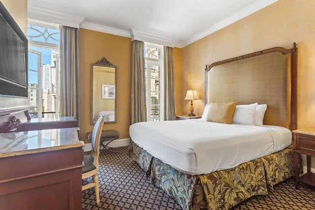 جناح بسرير كينج، The Lafayette by LuxUrban 1/2