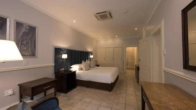 جناح تنفيذي بسريرين كينج، ANEW Resort Hunters Rest Rustenburg 2/4