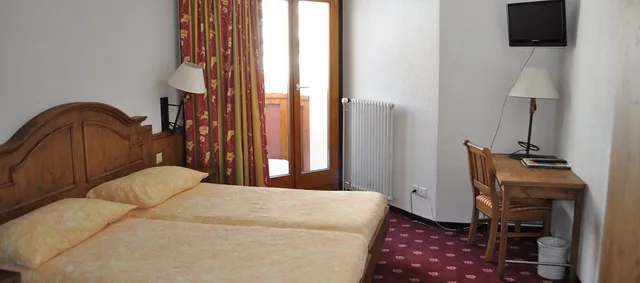 Room, Double Bed, North Wing، Central Residence 3/3