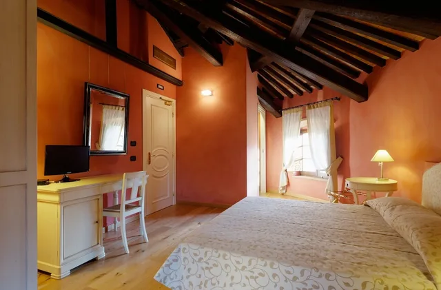 غرفة ديلوكس بسرير كوين، Castello di Baccaresca 5/10