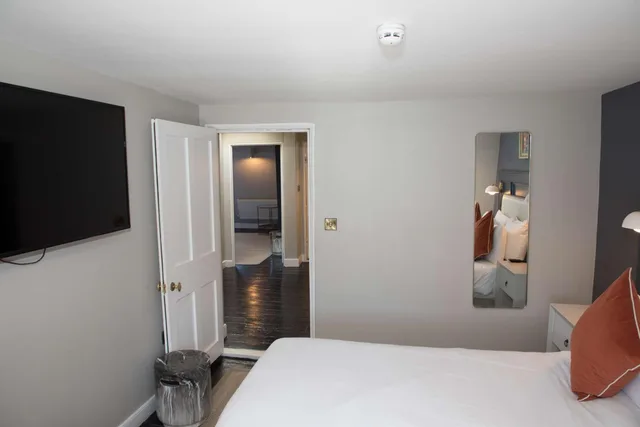 جناح تقليدي بغرفتي نوم، Henrietta House 3/10