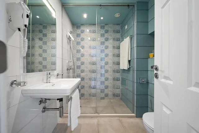غرفة قياسية بسريرين منفصلين بإطلالة على المتنزه، HVD Hotel Nympha Riviera Holiday Club Adults Only 18 8/8