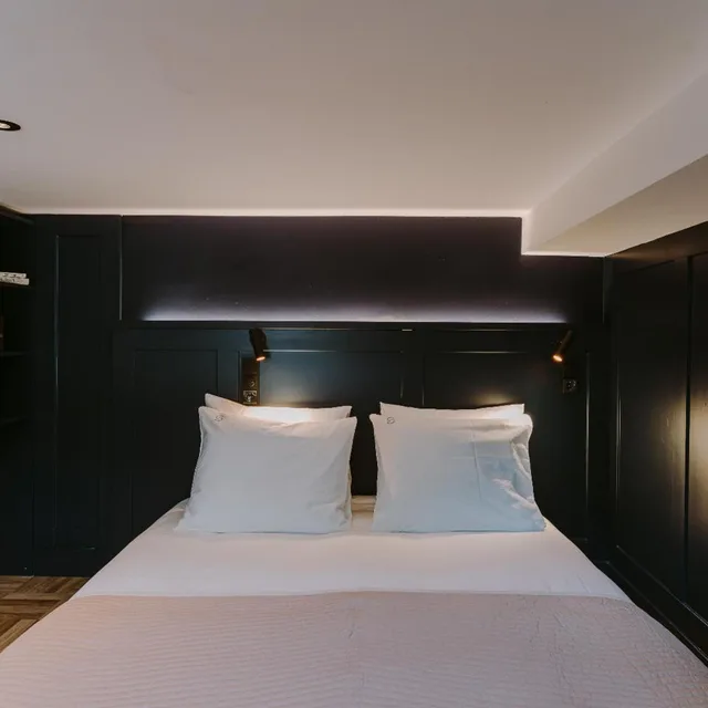 غرفة بسرير مزدوج بشرفة، Supernova Hotel 2/4