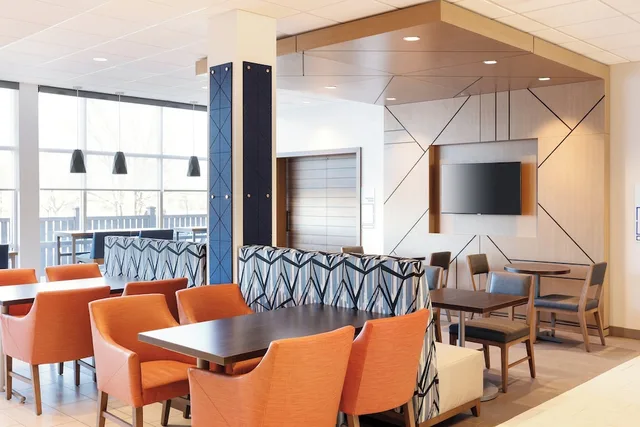 Holiday Inn Express Plainwell by IHG، كالامازو 38/46