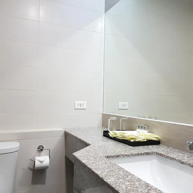 جناح ديلوكس بسرير كينج، Mezzo Hotel 6/6