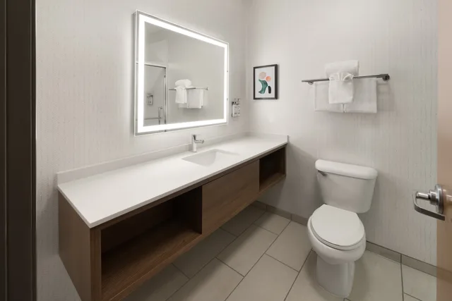 غرفة قياسية، Holiday Inn Laramie 1/2