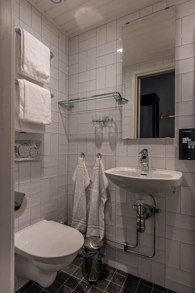 Captains, Superior, King Bed، Lord Nelson Hotel 2/3