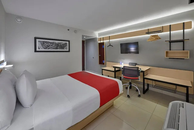Room Queen, City Express by Marriott Cancun 1/10