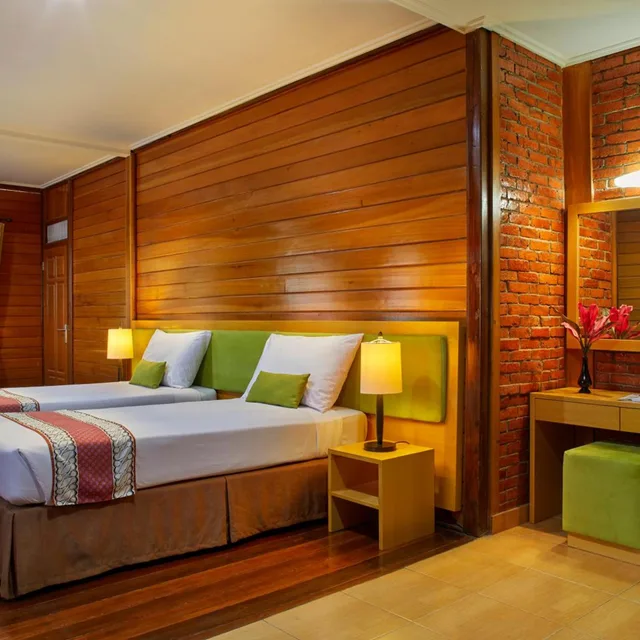4 Bedrooms, Vip, Villa، Jambuluwuk Convention Hall And Resort Puncak 1/4