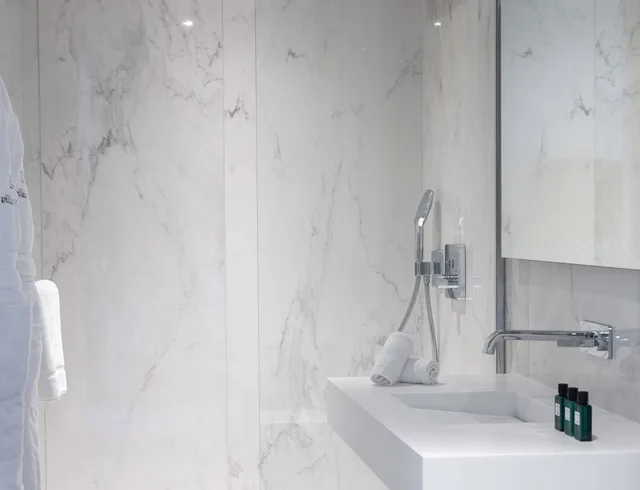 غرفة ديلوكس بسرير كينج، Villas Foch Boutique Hotel and Spa Bordeaux 3/3