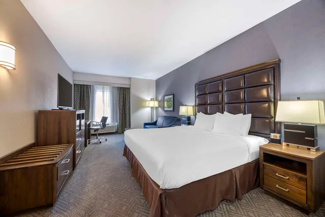 جناح بسرير كينج، Best Western Plus Northwind Inn Suites 1/4