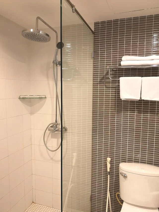 جناح تنفيذي بسرير كينج، Avion Village Apart Hotel 2/3