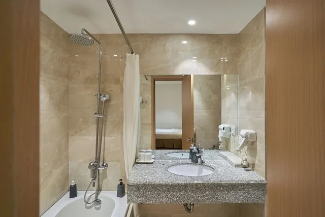 غرفة ديلوكس بسرير كوين، Sky Gem Hotel Sora 8/9