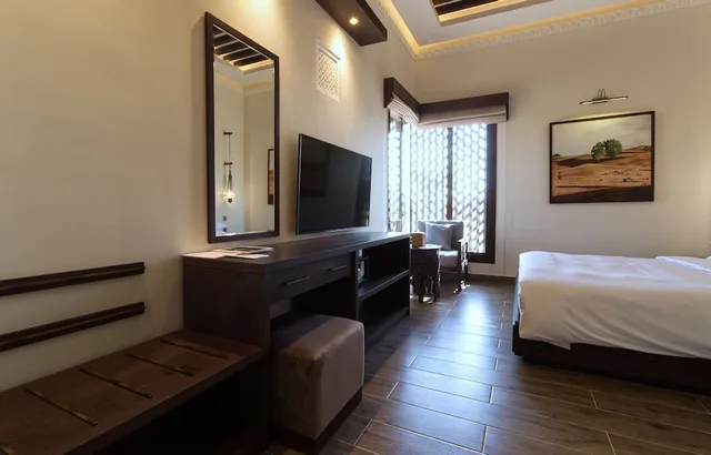 Deluxe, King Bed, Al Badayer Sharjah Resort 1/2