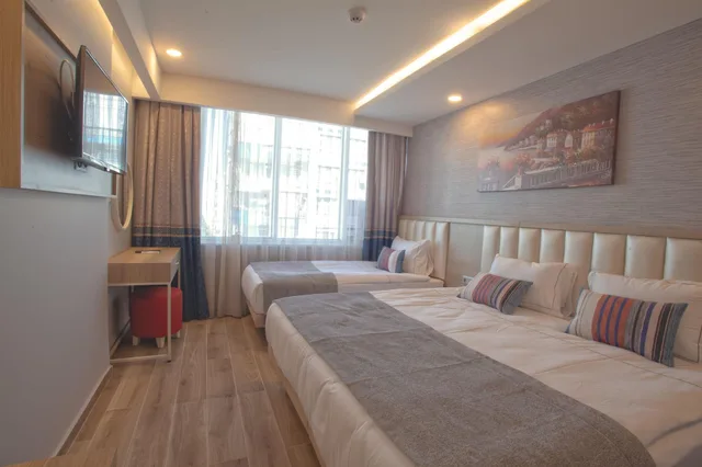 غرفة ديلوكس ثلاثية بإطلالة على المدينة، Old Town Point Hotel & Spa Antalya 4/10