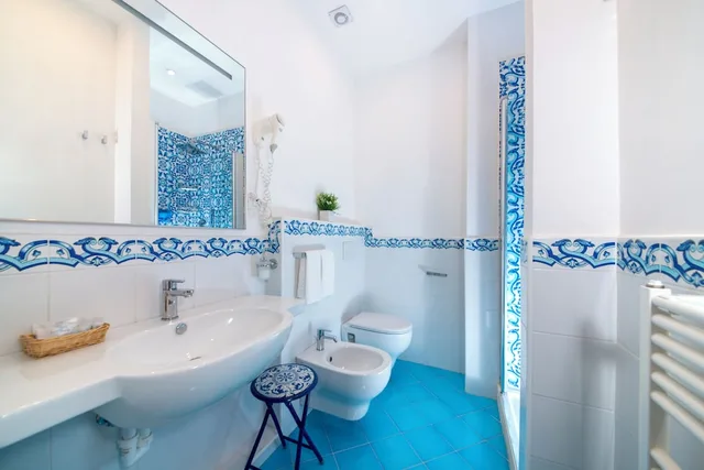 غرفة سوبيريور بسرير مزدوج أو سريرين منفصلين بإطلالة على البحر، Hotel Villa Melodie - Adults Only 4/5