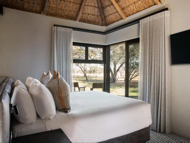 جناح، NAKO Safari Lodge 1/5