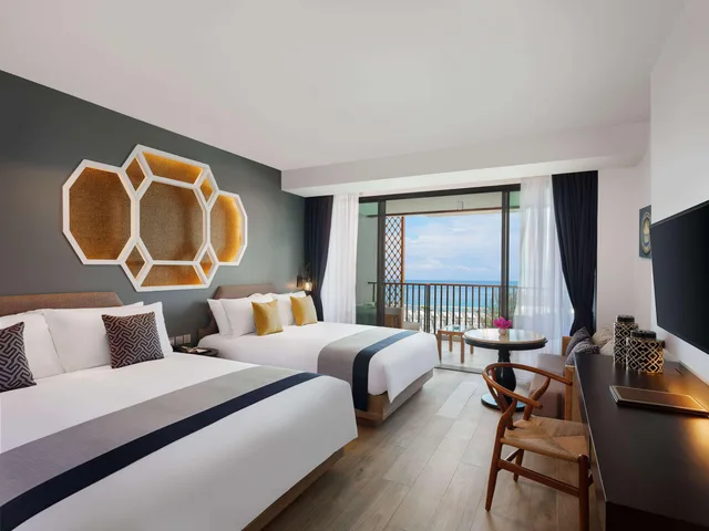 غرفة ديلوكس عائلية بإطلالة على الجبل، Avista Grande Phuket Karon MGallery 1/10