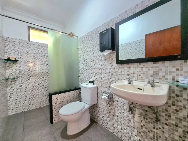 كوخ سوبيريور بسرير كينج، Satriya Cottage 4/5